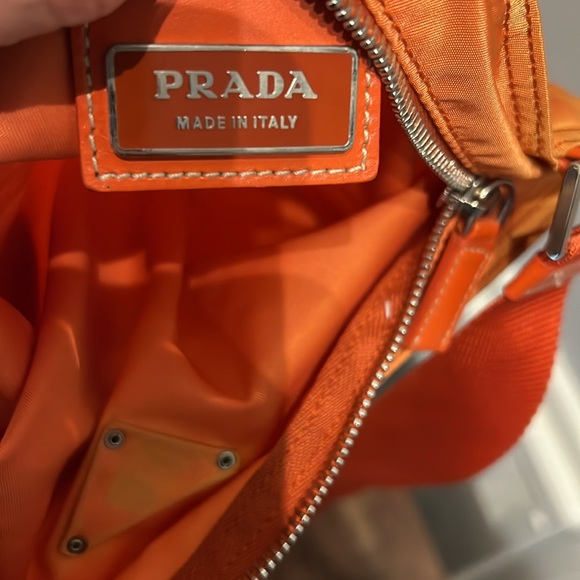 Orange fun Prada purse for summer - Picture 8 of 12